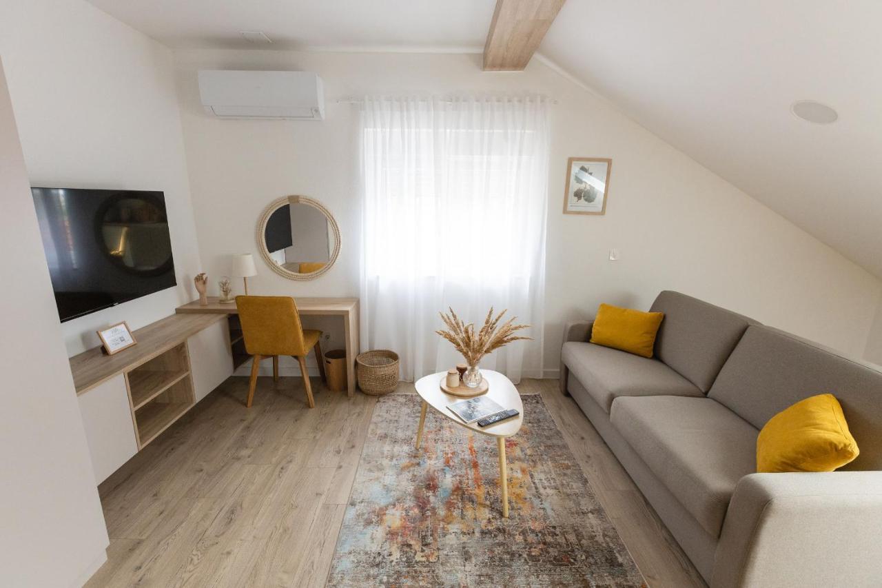 Rooms & Apartment Perak Kutjevo Eksteriør billede