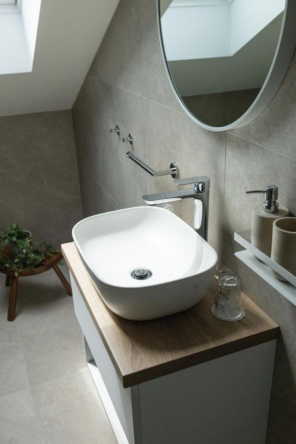 Rooms & Apartment Perak Kutjevo Eksteriør billede