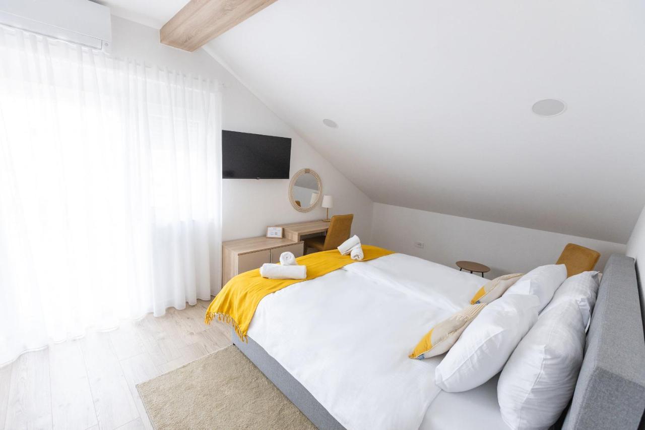 Rooms & Apartment Perak Kutjevo Eksteriør billede