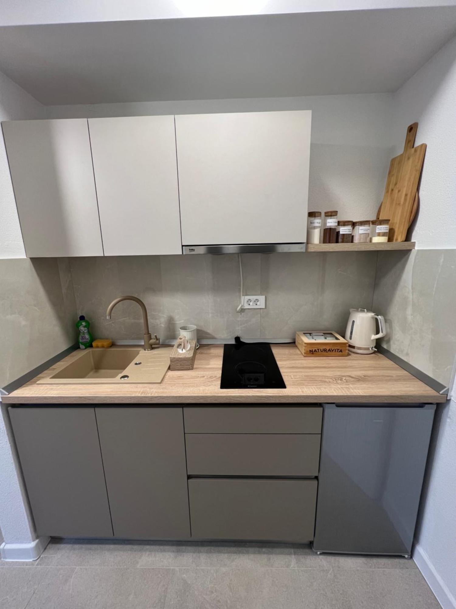 Rooms & Apartment Perak Kutjevo Eksteriør billede
